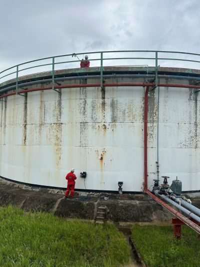 UTM TANK CLIMBING ROBOT &ndash; QIS'S BREAKTHROUGH IN TECHNOLOGY RESEARCH &amp; APPLICATION